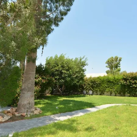 Olympic Gardens Villa