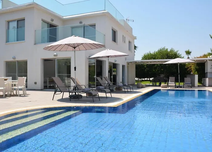 Villa Olympic Gardens Protaras