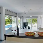 ヴィラ Olympic Gardens *